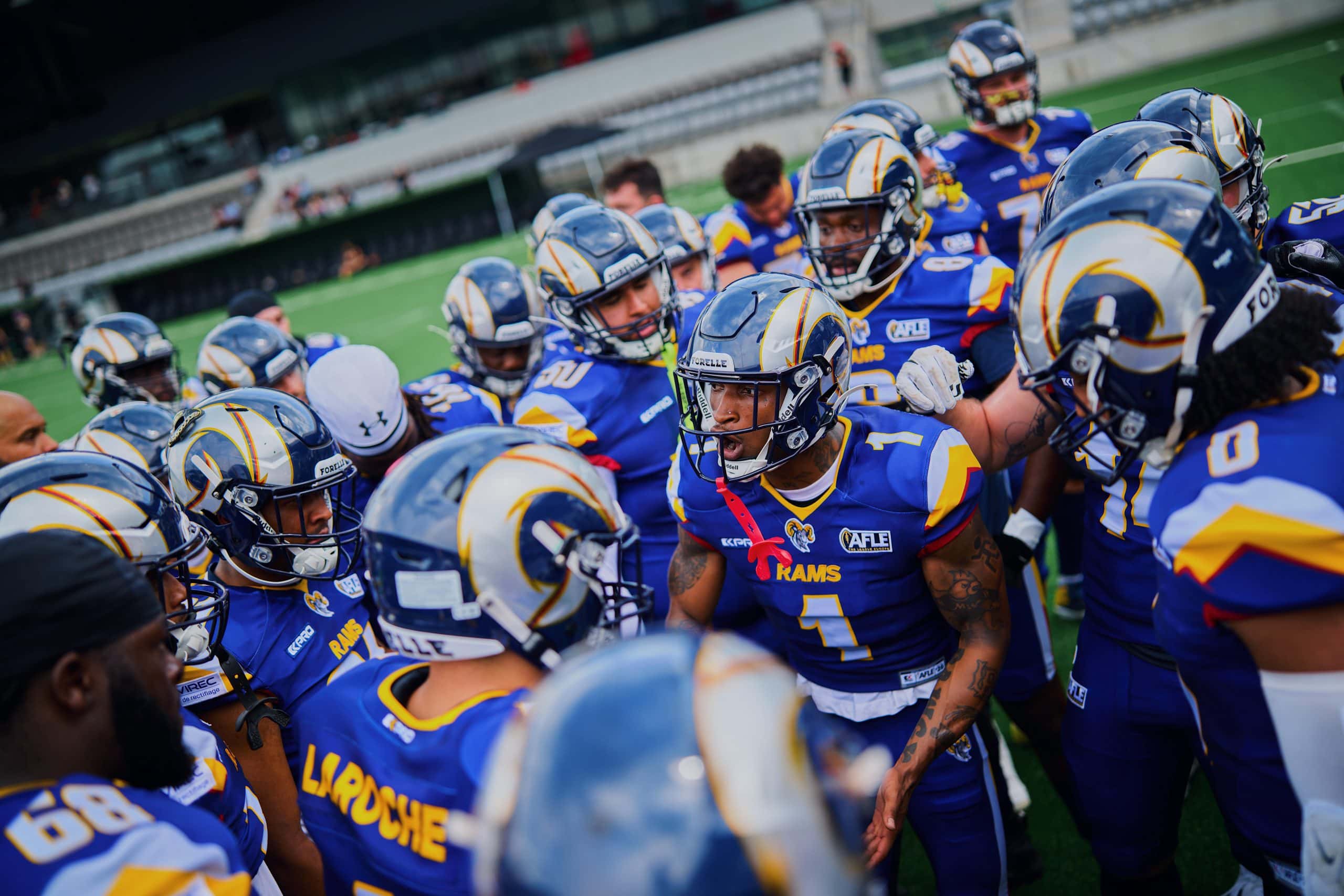 Alpine Rams team ahead of their first road game in London